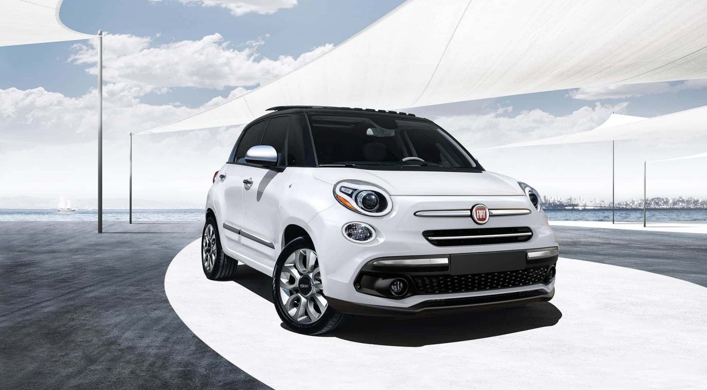2018 FIAT 500L Front White Exterior